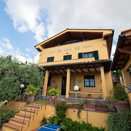 Pace E Relax, Wonderful Villa, Versilia Sea View Дом отдыха Массароза